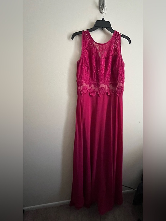Melrose Dresses & Skirts - Melrose Social Brand Formal Fuchsia Maxi Dress